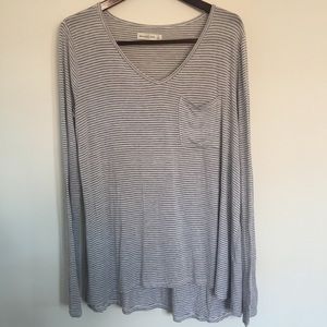 ✨ Abercrombie and Fitch Long-sleeved Tunic